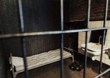 Gefängniszelle