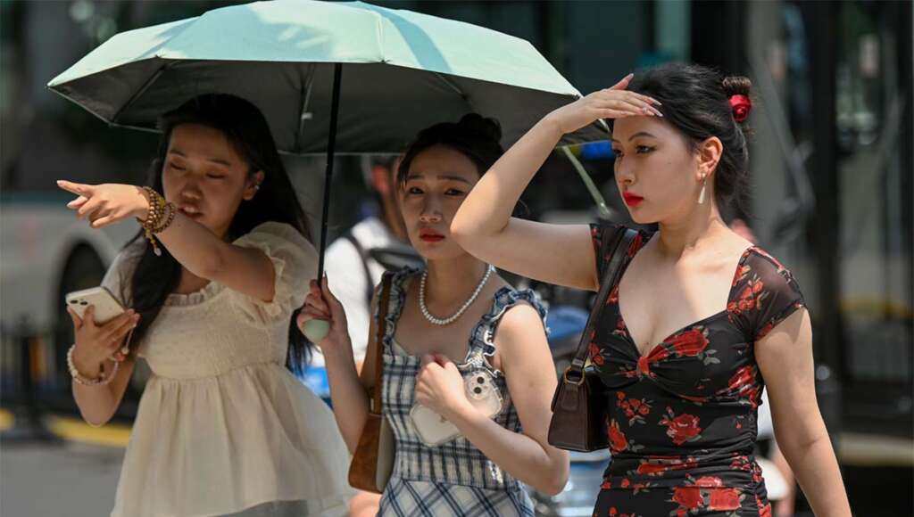 Asien-News: heißer Maitag in Shanghai
